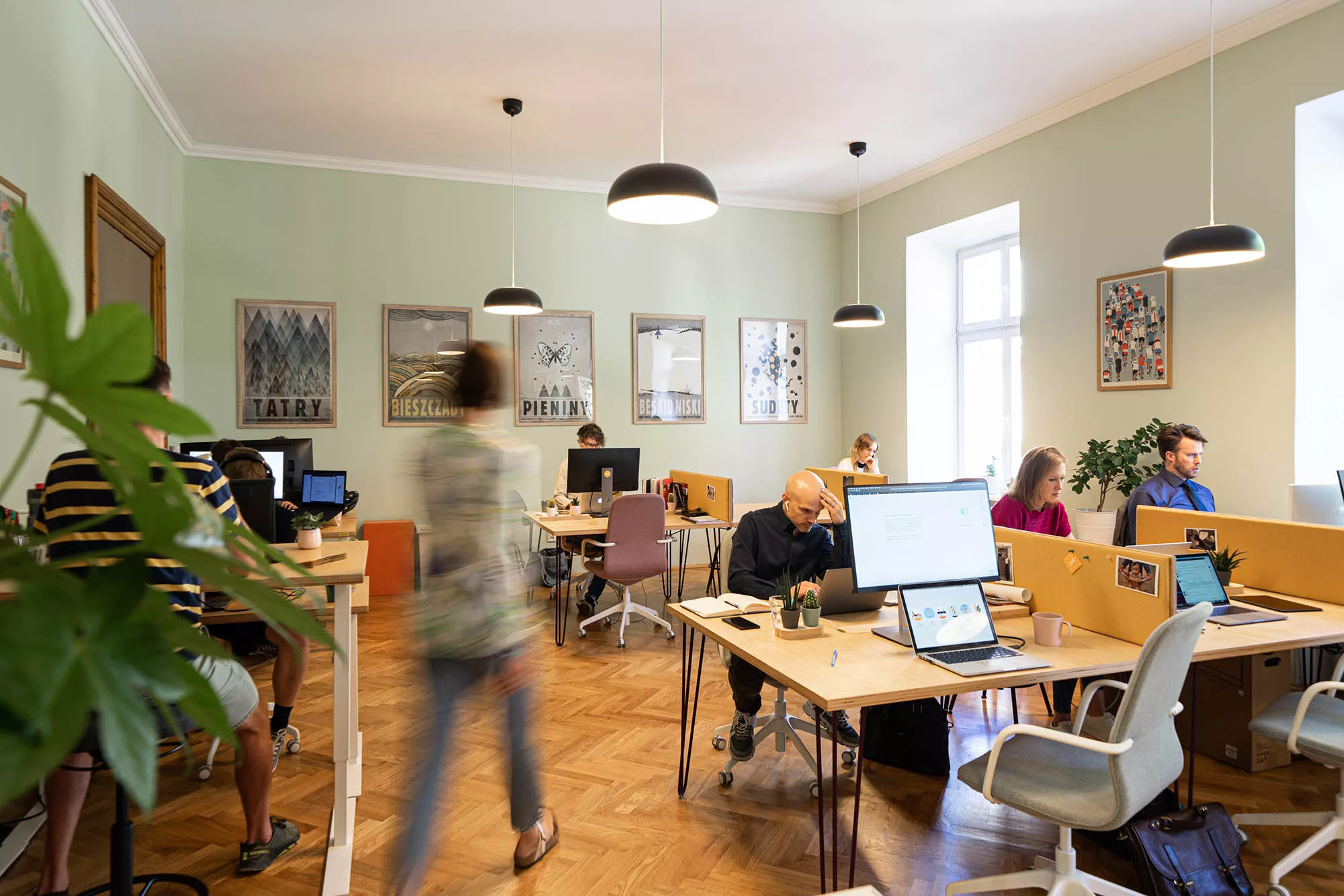 Dedicated Desk Coworking